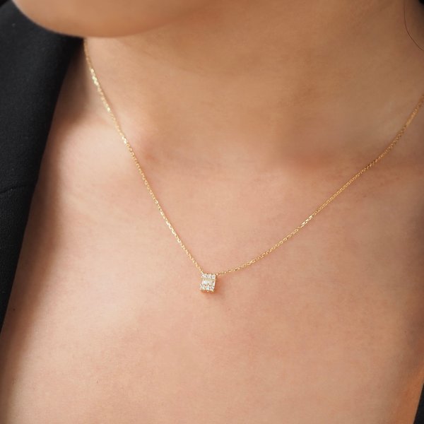 KORI Diamond Necklace - 18K Yellow Gold
