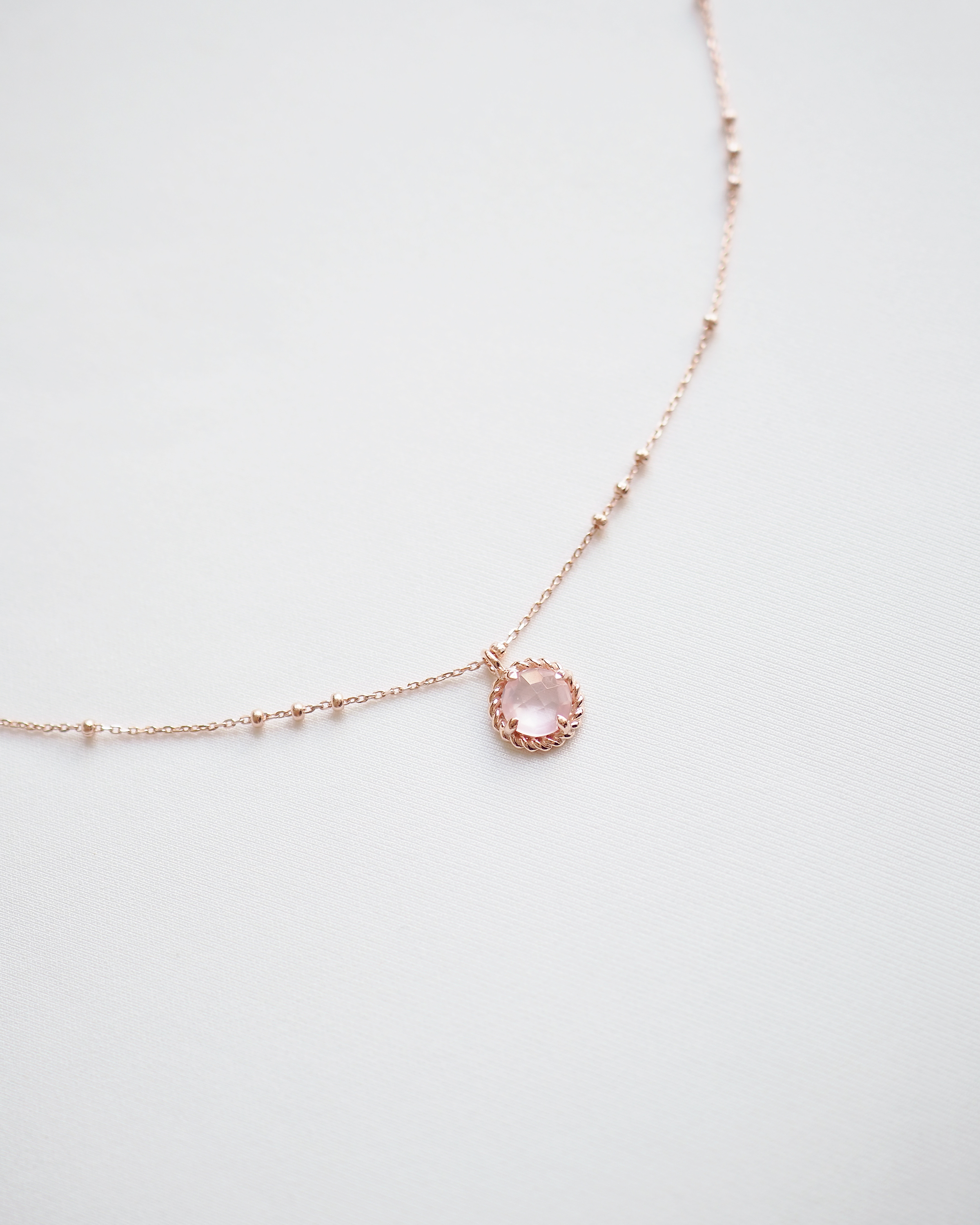 Eleanor necklace outlet