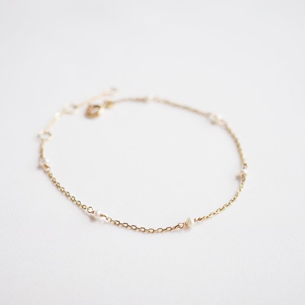 ALUNA Pearl Bracelet - 14K Yellow Gold