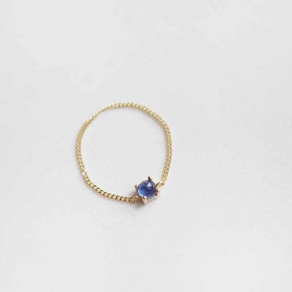 CLARA Chain Ring - Sapphire in 14K Yellow Gold