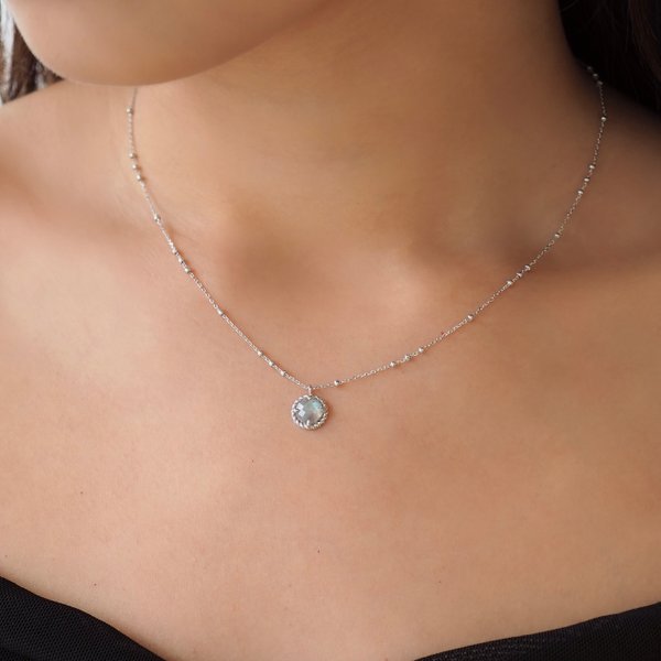 ELEANOR Necklace - Labradorite in Silver