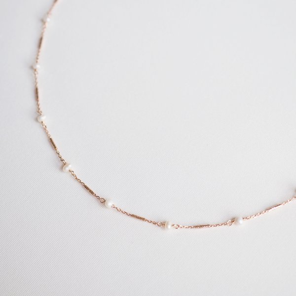AMIE Necklace - Pearl (Rose Gold)