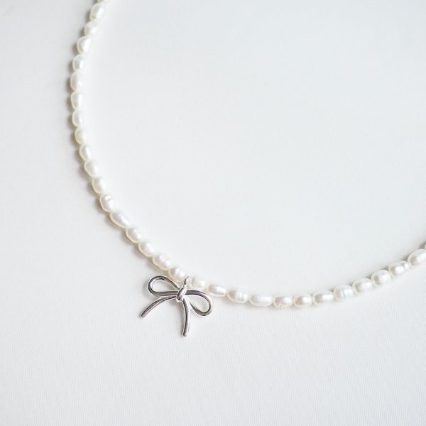 PHOEBE Necklace - Pearls