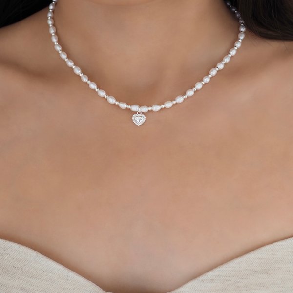 CARYS Necklace - Pearls