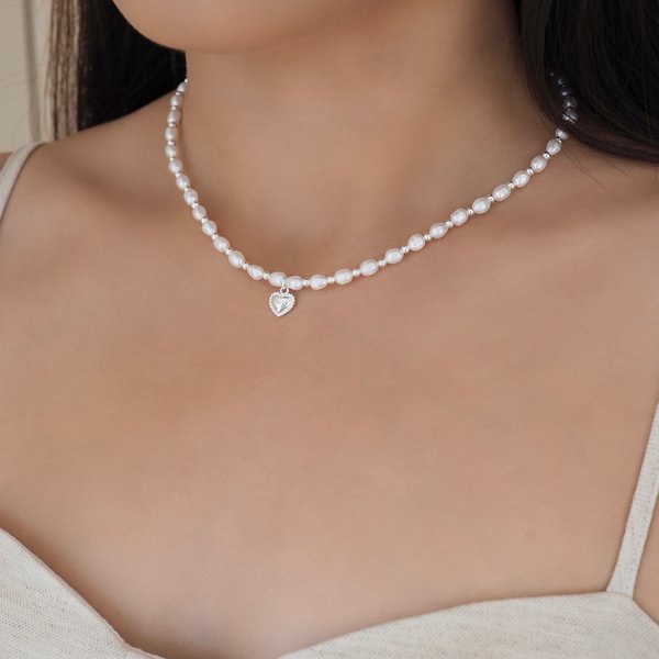 CARYS Necklace - Pearls