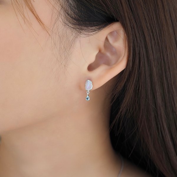 SOPHIA Earrings - Moonstone (Silver)