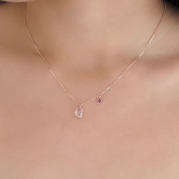 SOPHIA Necklace - Rose Quartz (Rose Gold)