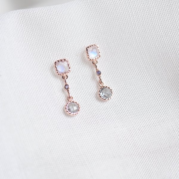 YOKO Earrings - Moonstone (Rose Gold)