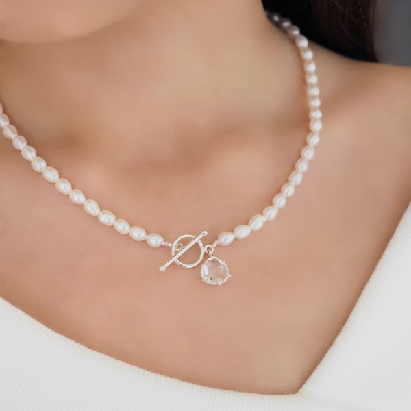 CHANTEL Pearl Necklace - Clear Quartz (Silver)