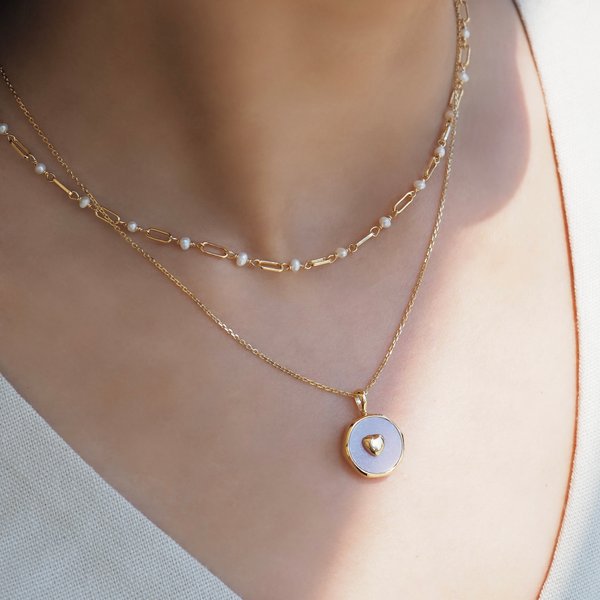 LAURA Necklace - Peach Moonstone (Yellow Gold)