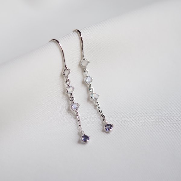 AVA Threader Earrings - Moonstone (Silver)