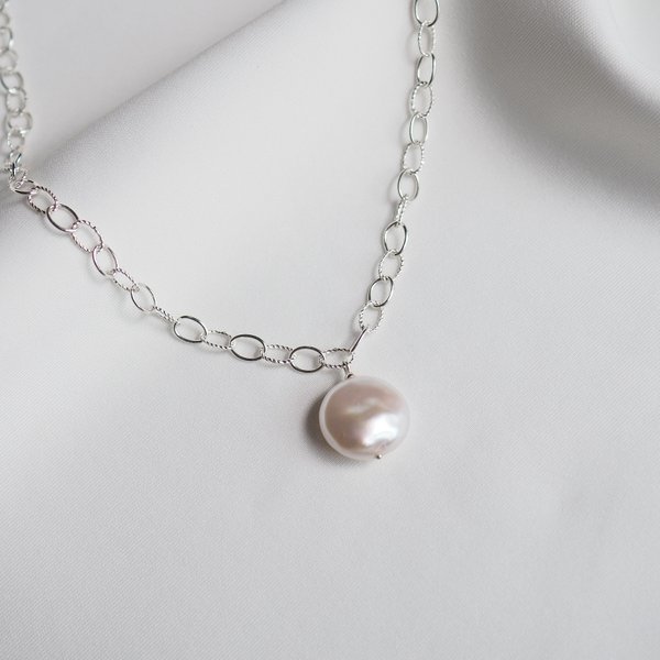 CONNIE Pearl Necklace - Silver
