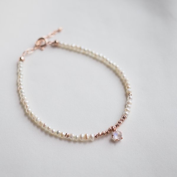EDITH Pearl Bracelet - Moonstone (Rose Gold)