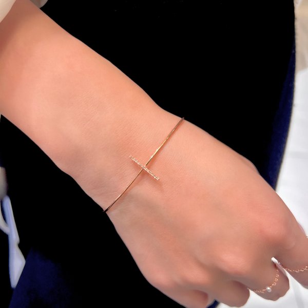 14KG Natural Diamond T-Style Bangle