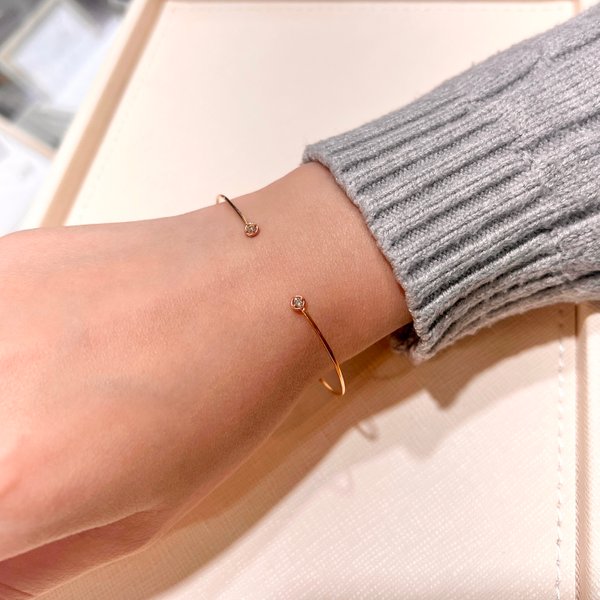 14KG Natural Diamond C-Style Bangle