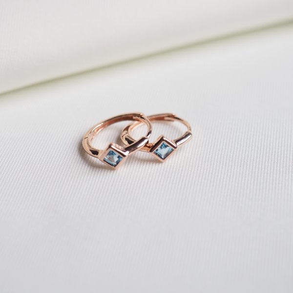 Jaylee Huggies - Blue Topaz (Rose Gold)