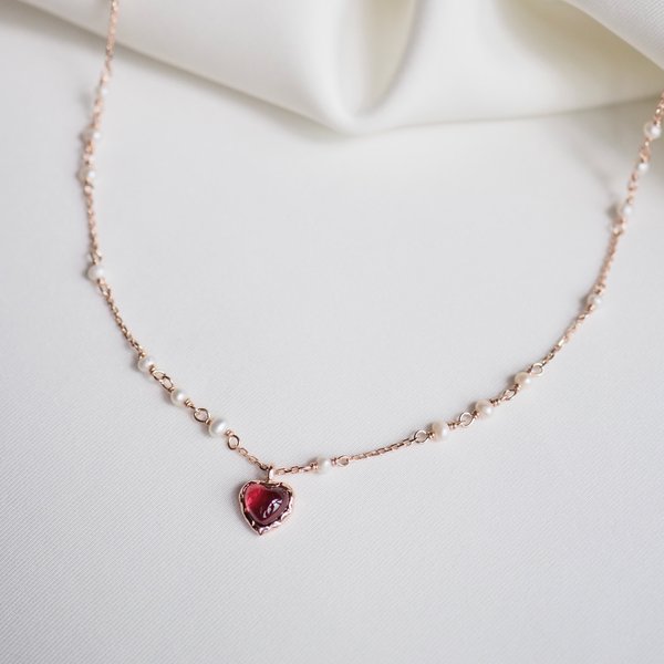 LOVELLE Necklace - Garnet (Rose Gold)