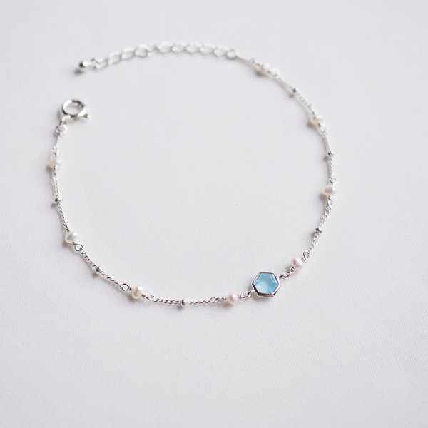 TESS Bracelet - Chalcedony (Silver)