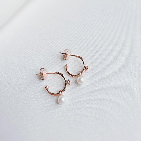 JAYNA Half Hoop Earrings - Red Garnet (Rose Gold)