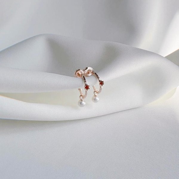 JAYNA Half Hoop Earrings - Red Garnet (Rose Gold)