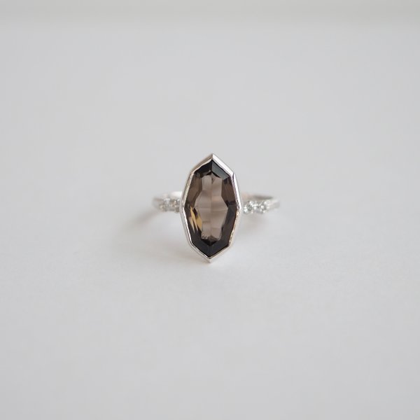 VIVIENNE Ring - Smoky Quartz (Silver)