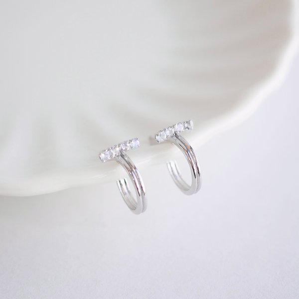 SORA Half Hoop Earrings - Moonstone (Silver)