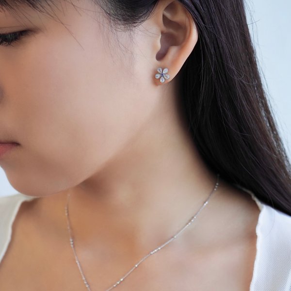 BERNICE Earrings - Moonstone (Silver)