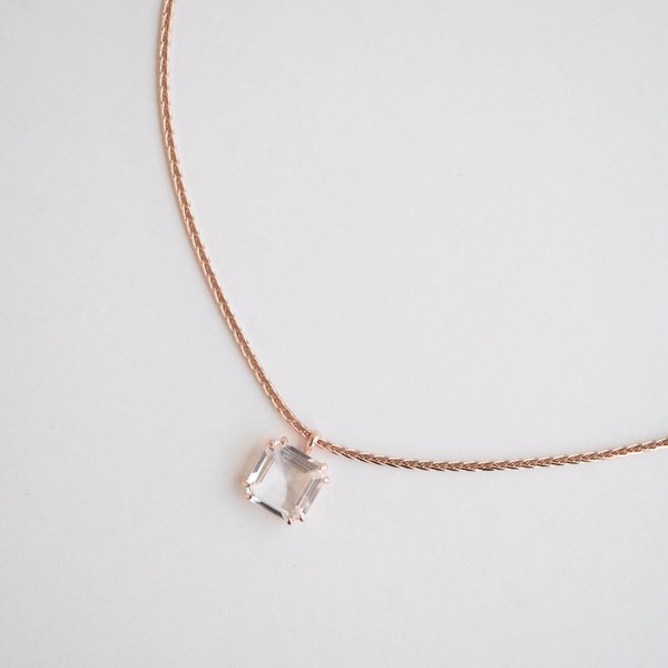 NIKKI Necklace - Clear Quartz (Rose Gold)