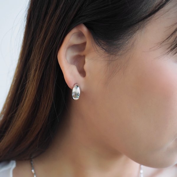 NAOMI Half Hoop Earrings - Silver