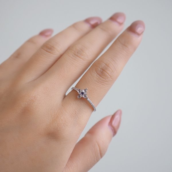 DAHLIA Ring - White Topaz (Silver)