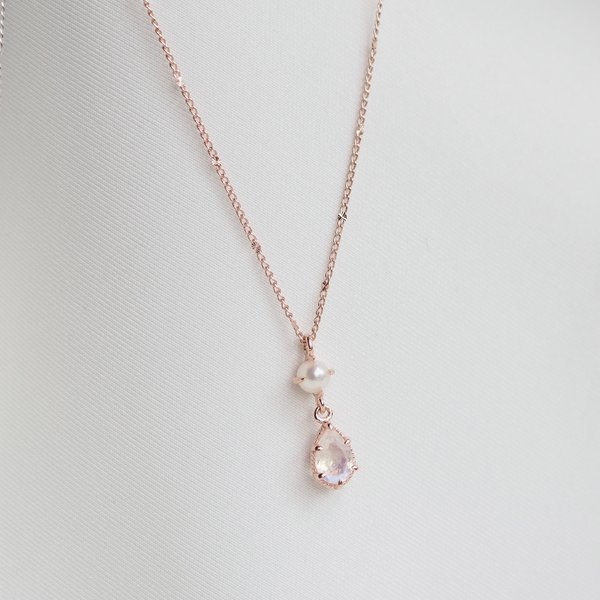 ELAYNE Necklace - Moonstone (Rose Gold)