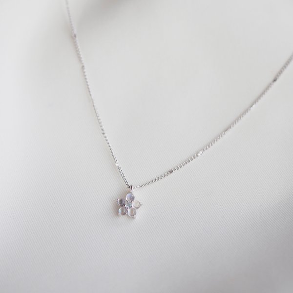 DAISES Necklace - Moonstone (Silver)