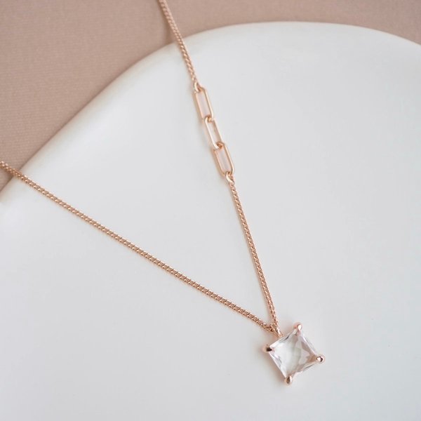 NELLY Necklace - Clear Quartz (Rose Gold)