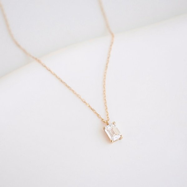 14KYG Lab Grown Diamond Necklace - Baguette