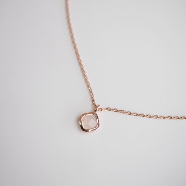 KIM Necklace - Moonstone (Rose Gold)