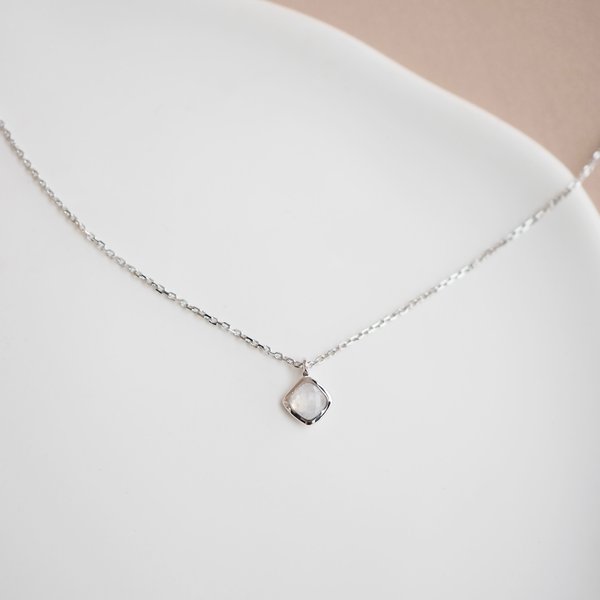 KIM Necklace - Moonstone (Silver)