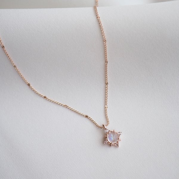 CLAIRE Necklace - Moonstone (Rose Gold)