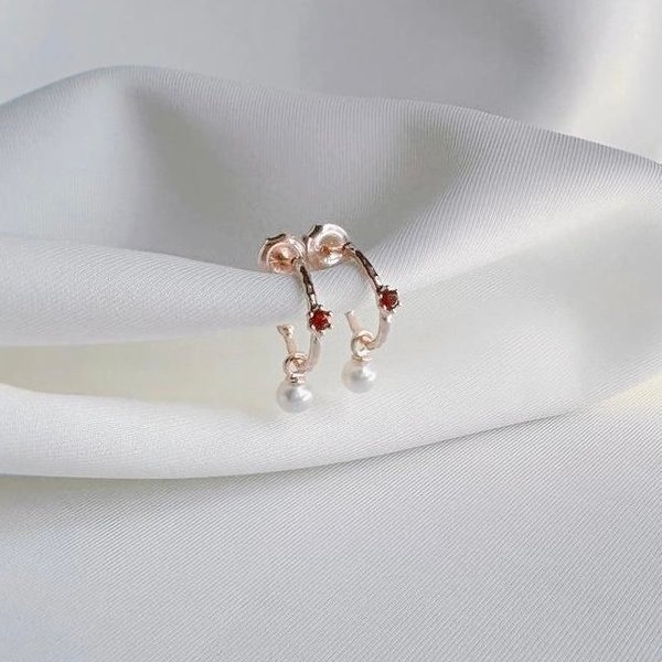 JAYNA Half Hoop Earrings - Red Garnet (Rose Gold)