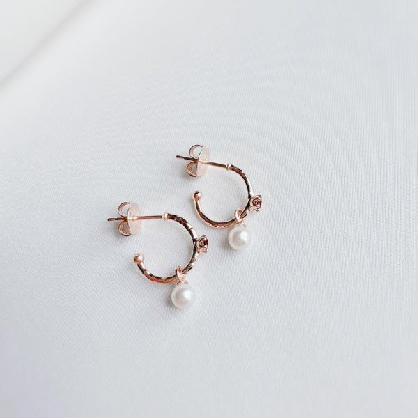 JAYNA Half Hoop Earrings - Red Garnet (Rose Gold)
