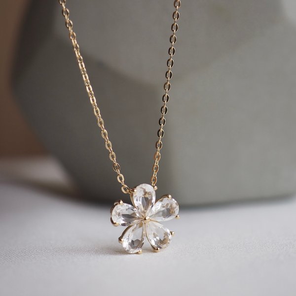 MELISSA Necklace - Clear Quartz (Yellow Gold)