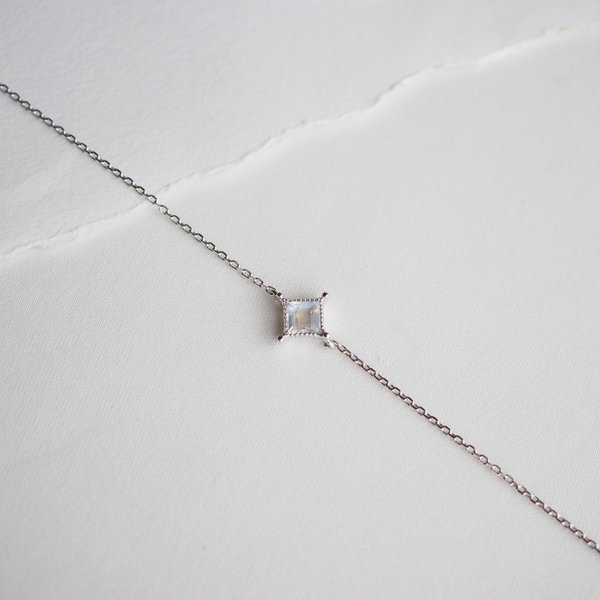 VERA Bracelet - Moonstone (Silver)
