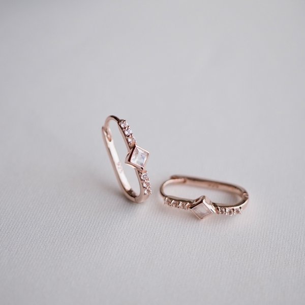 VERA Huggies - Moonstone (Rose Gold)