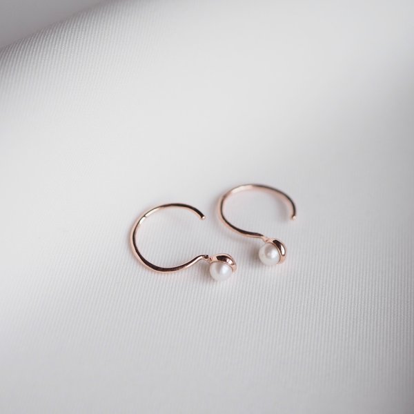 GWEN Pearl Earrings (Rose Gold)