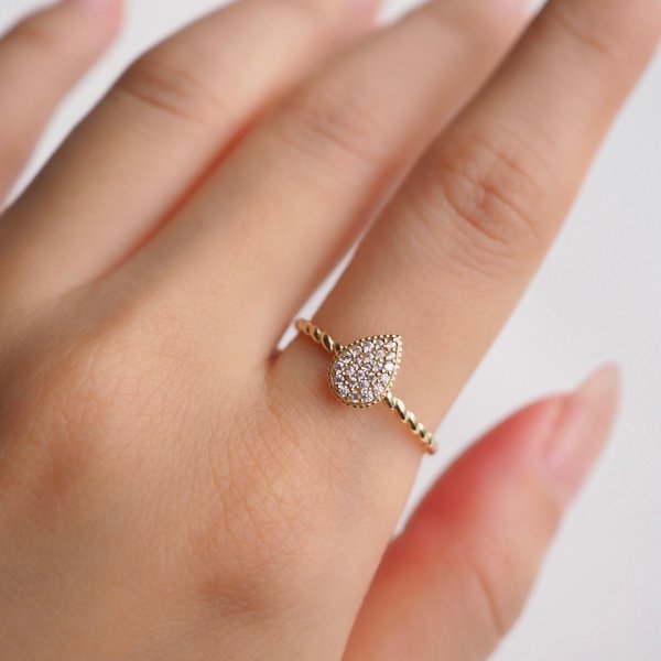 WYNN Ring- Cubic Zirconia (Yellow Gold)