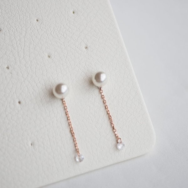 KATE Earrings - Shell Pearl (Rose Gold)
