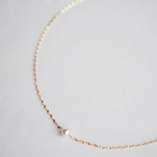 KATE Necklace - Shell Pearl (Yellow Gold)