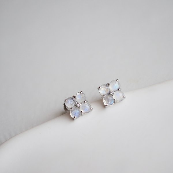 ERICA Earrings - Moonstone (Silver)