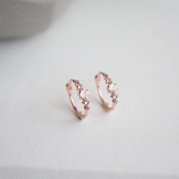 JUDITH Huggies - Moonstone (Rose Gold)