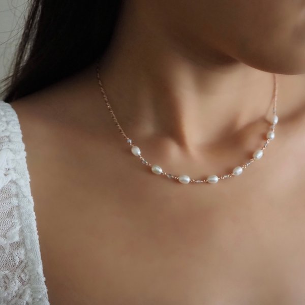 MEGAN Necklace - Pearl (Rose Gold)