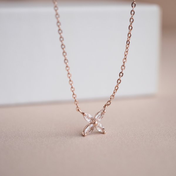 FLORET Necklace - White Topaz (Rose Gold)